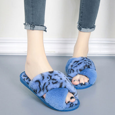 Cross-strap Fuzzy Leopard Slippers