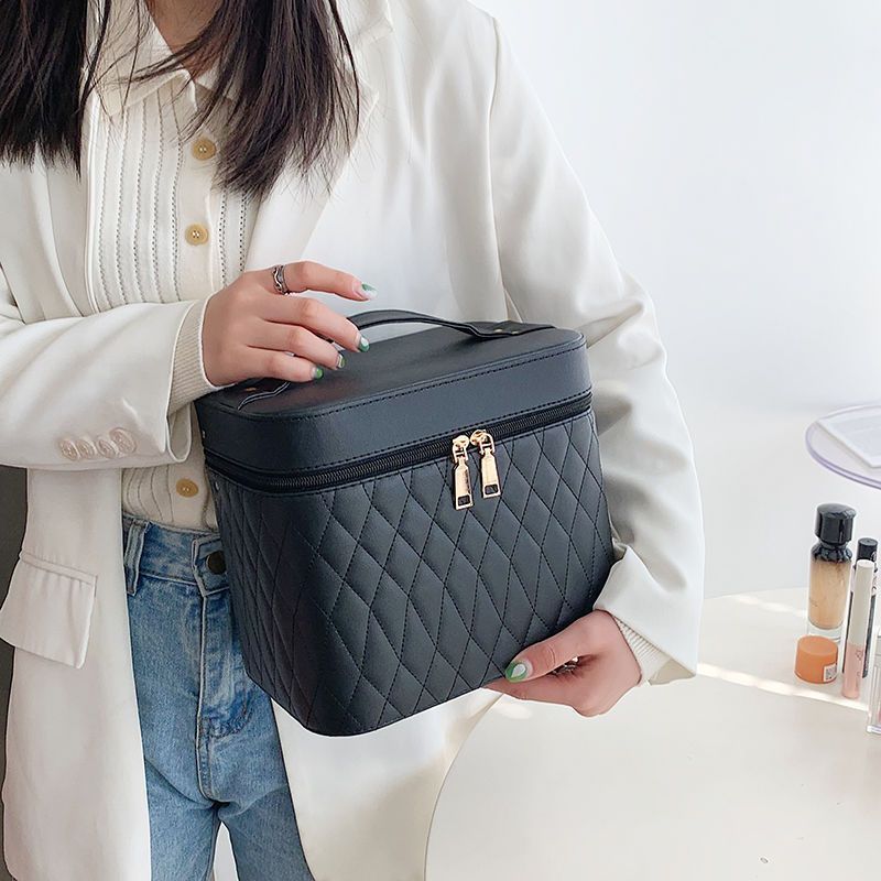 Rhombus-Embroidery Double-layer Make-up Storage Bags