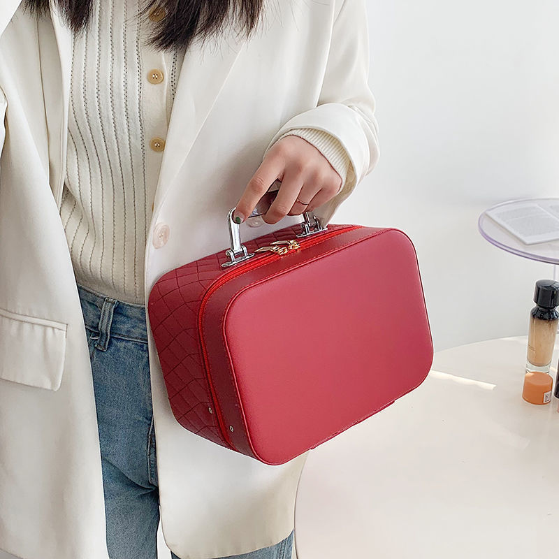 Rhombus-Embroidery Double-layer Make-up Storage Bags